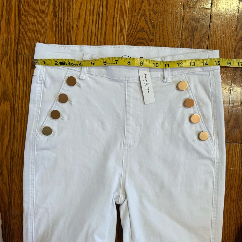 Anna & Ava White Flare Jeans - Picture 3 of 6